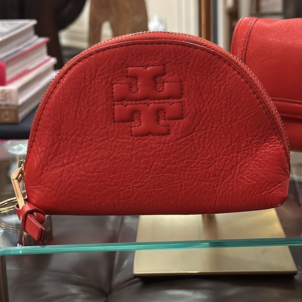 Authentic Tory Burch Wallet & Cosmetics Pouch BUNDLE in Red, Soft Pebble Leather - Picture 5 of 16